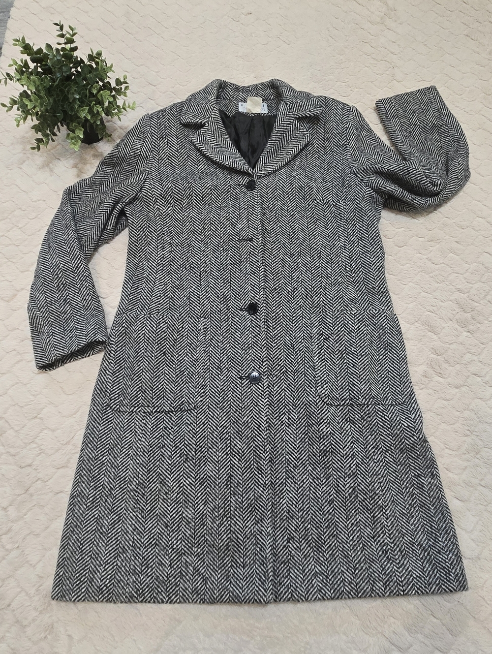 Real Comfort Vintage Black & White Tweed Herringbone Wool-Blend Coat, Size 12